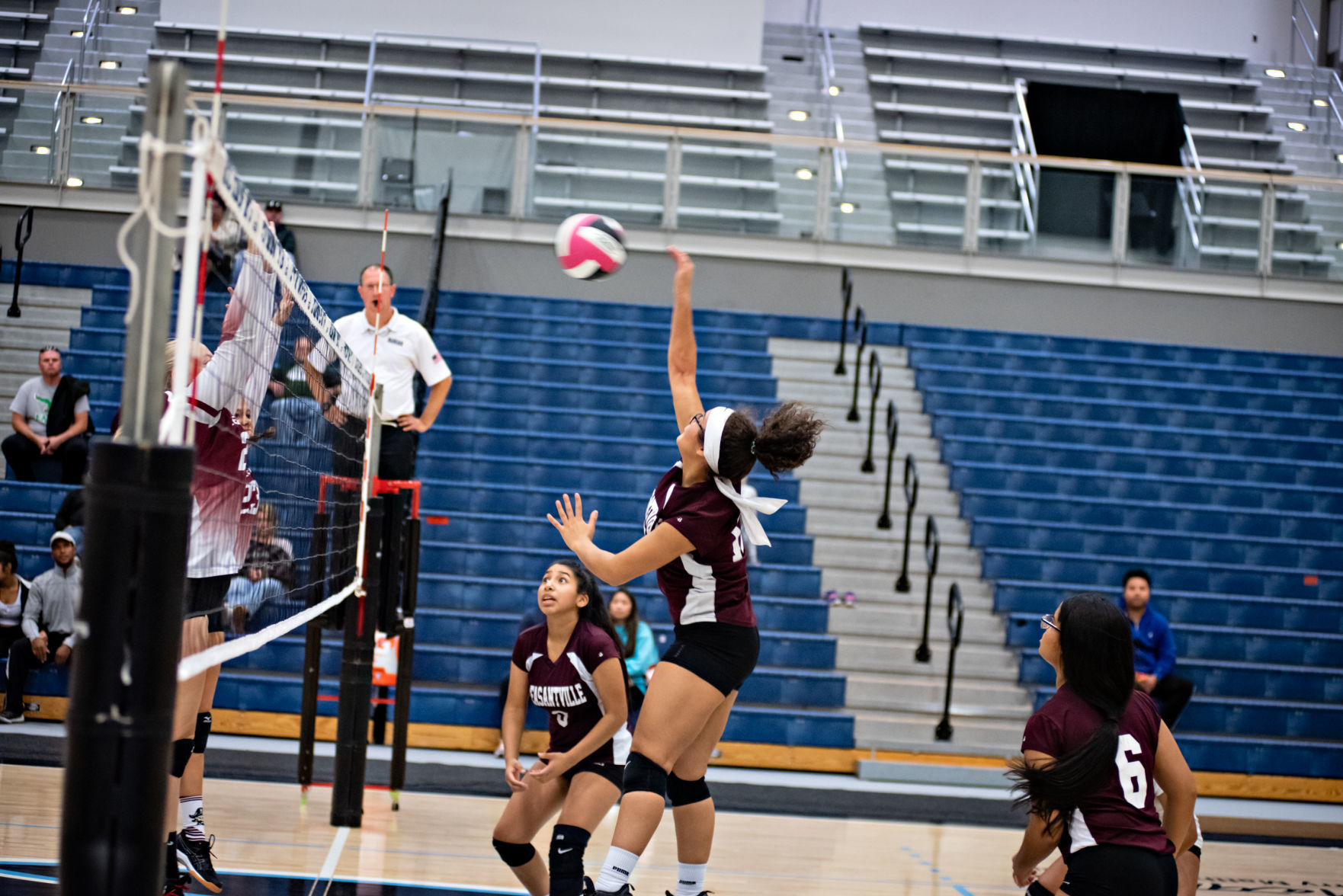 102019_spt_calvolleyball